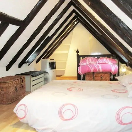 Apartment Appartement Typique Et Cosy A Deux Pas De La Cathedrale *