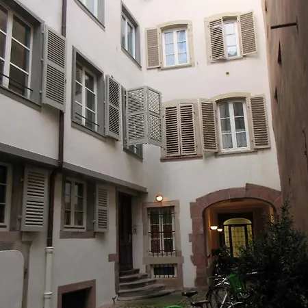 Appartement Typique Et Cosy A Deux Pas De La Cathedrale *
